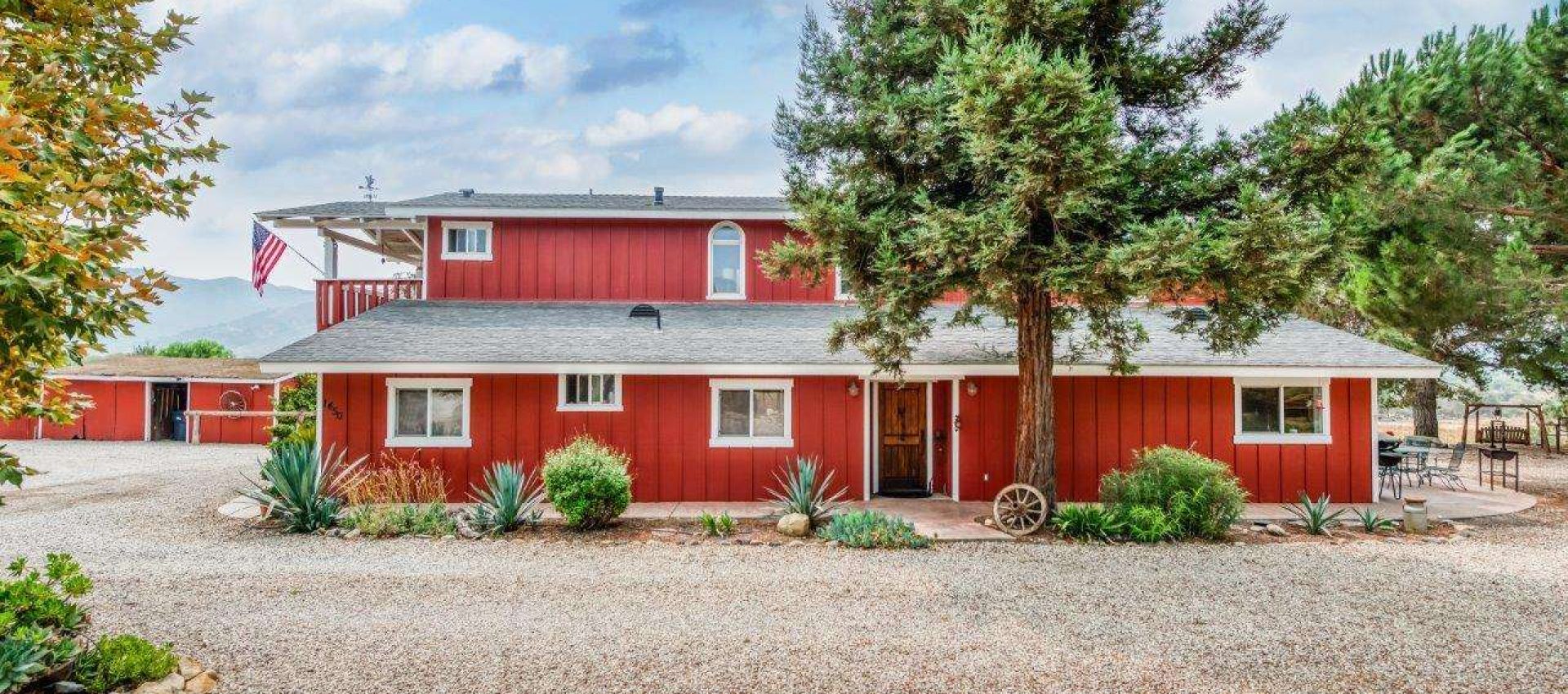 1450_WestHighway_246_01