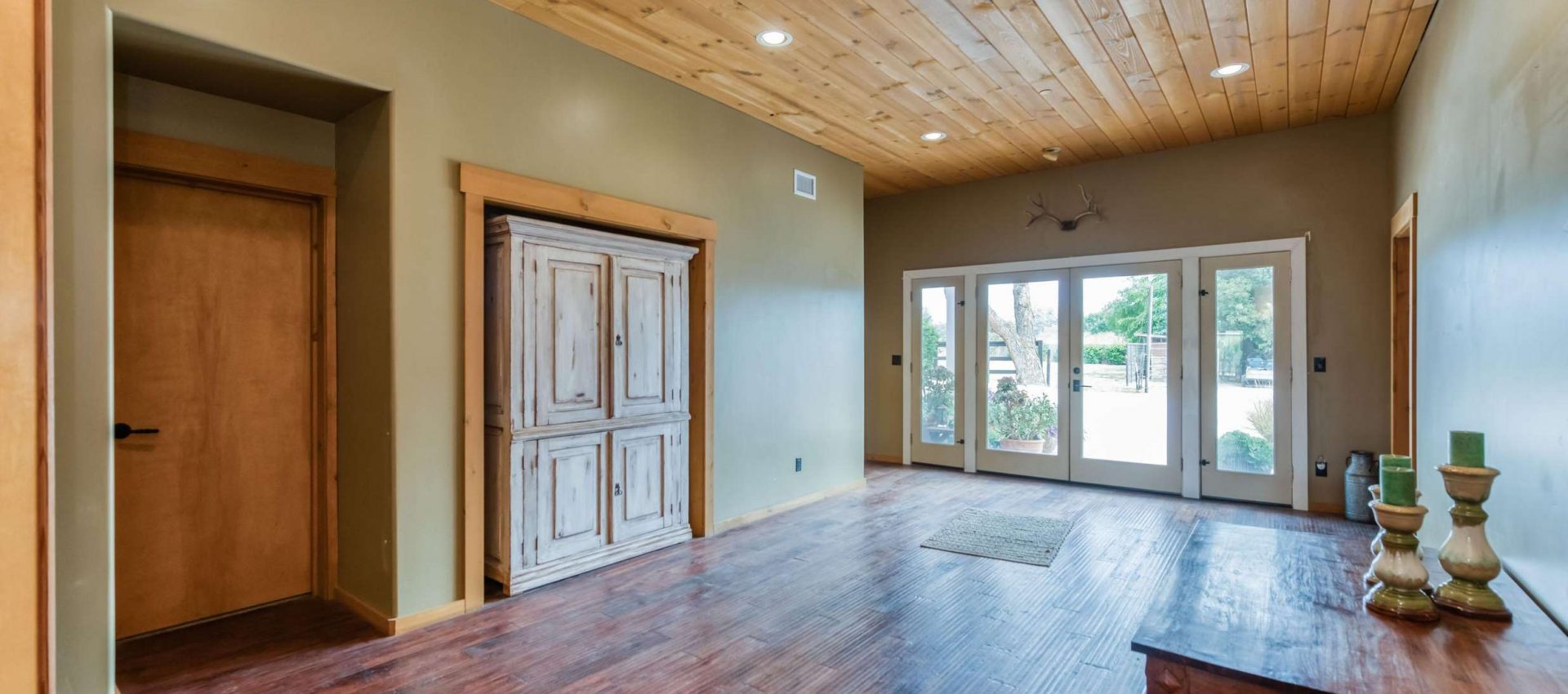 1450_WestHighway_246_11