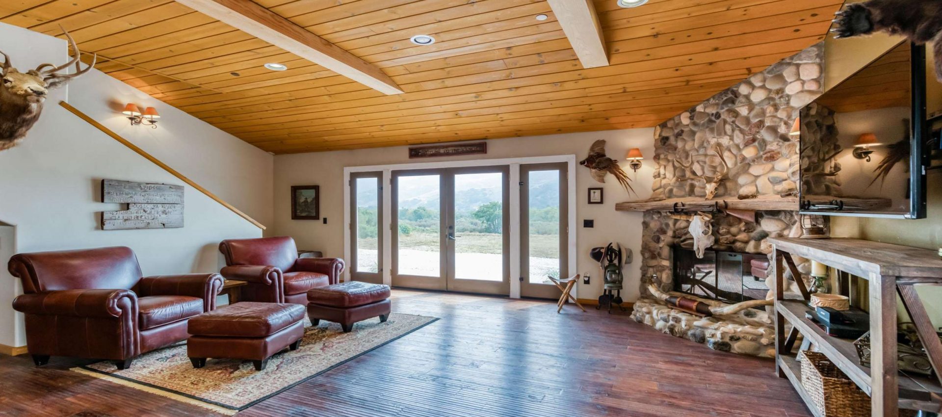 1450_WestHighway_246_14