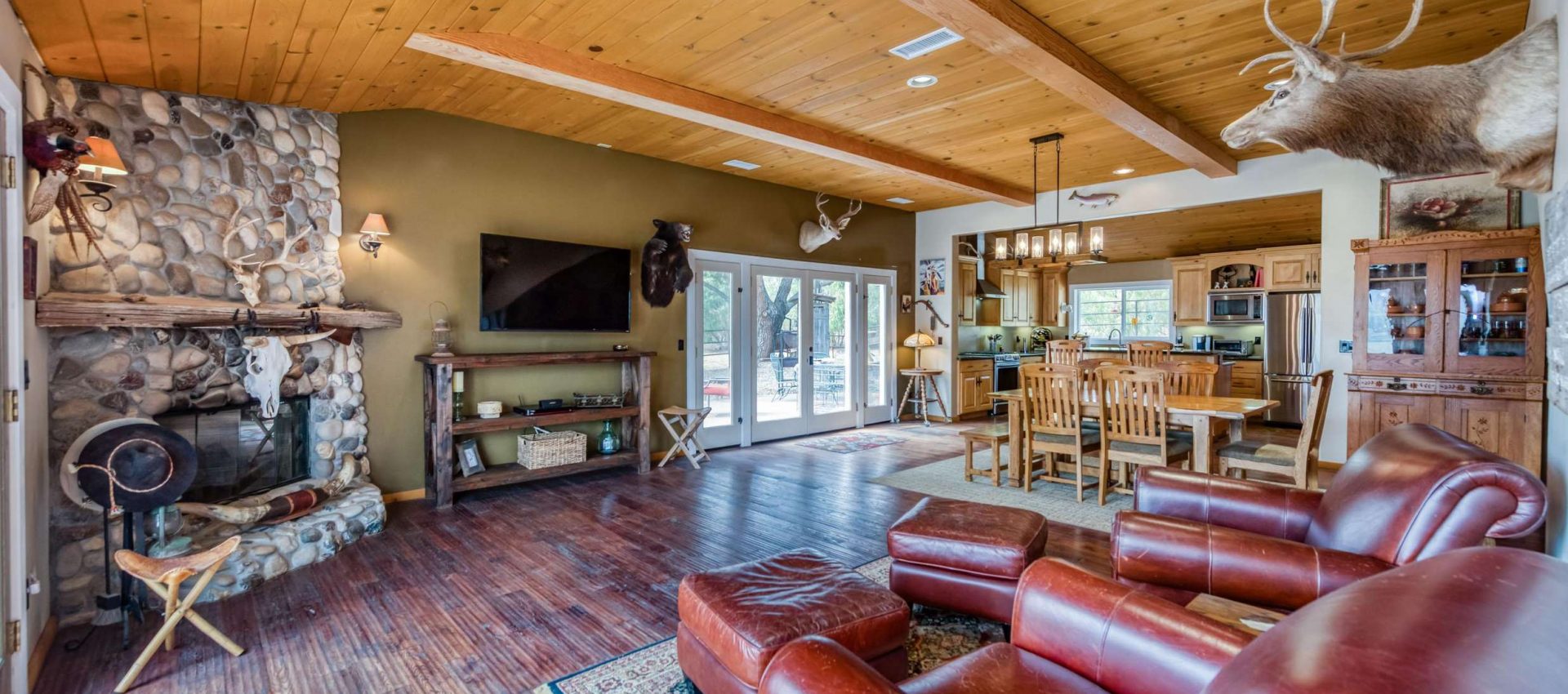 1450_WestHighway_246_16