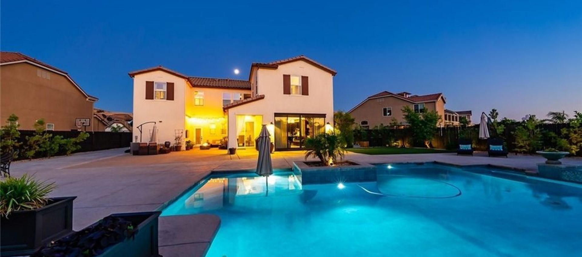 2d2a3b3ba506b145745f9047035ef3e7l-m1876819202xd-w1020_h770_q80