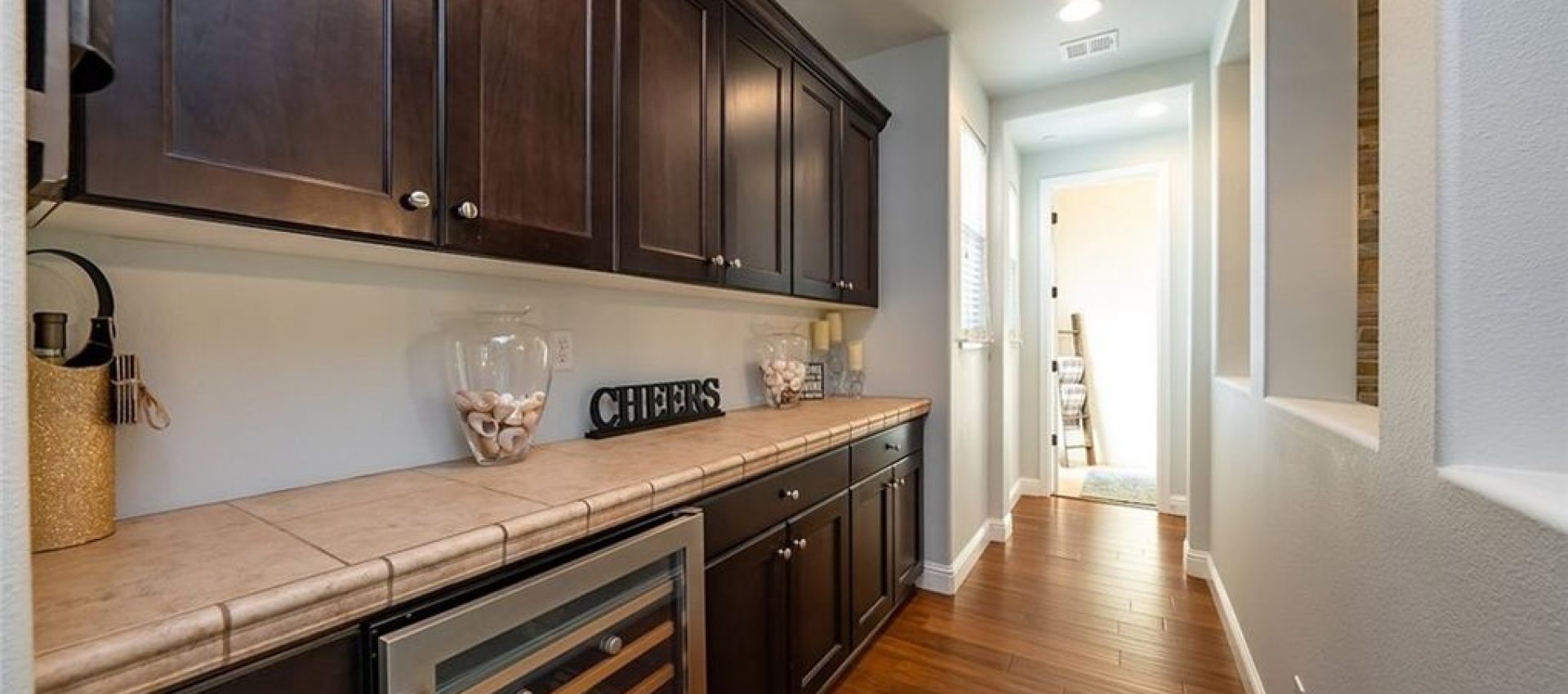 2d2a3b3ba506b145745f9047035ef3e7l-m2047783468xd-w1020_h770_q80